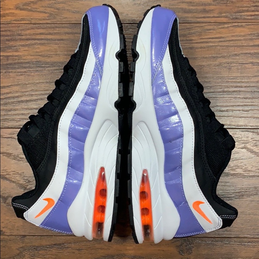 NIKE AIR MAX ‘95 LE (GS) black/total orange - Picture 15 of 16